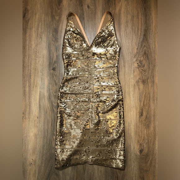Herve Leger Gold Sequin Bandage Dress - Picture 8 of 17
